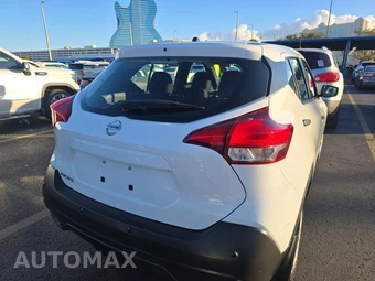 2020 Nissan Kicks S – miniatura 5