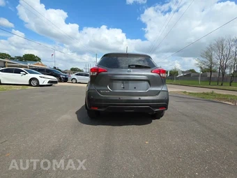 2020 Nissan Kicks S - miniatura 4