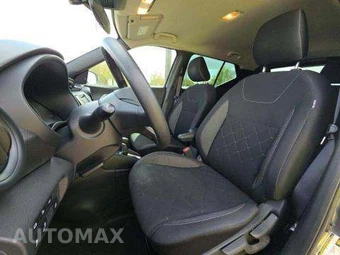 2020 Nissan Kicks S - miniatura 7