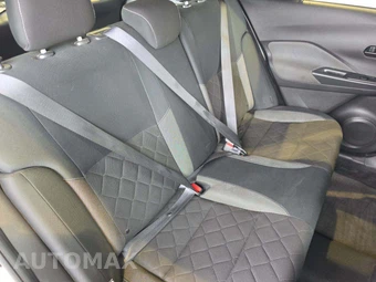 2020 Nissan Kicks S – miniatura 16