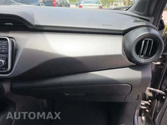 2020 Nissan Kicks S – miniatura 19