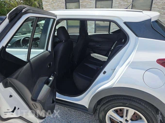 2020 Nissan Kicks S - miniatura 13