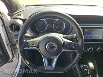 2020 Nissan Kicks S - miniatura 10