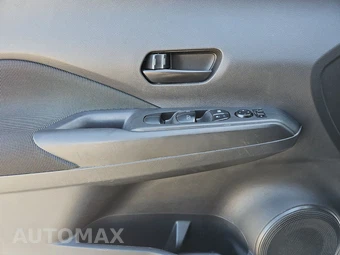 2020 Nissan Kicks S - miniatura 9