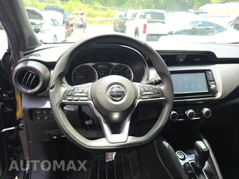 2020 Nissan Kicks S – miniatura 10