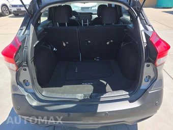 2020 Nissan Kicks SR - miniatura 11