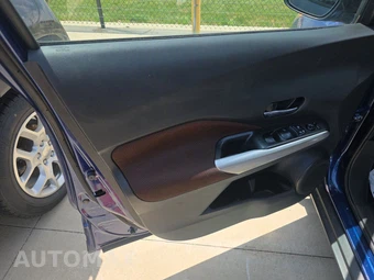 2020 Nissan Kicks SR – miniatura 9