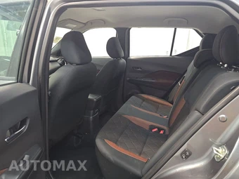 2020 Nissan Kicks SR – miniatura 13