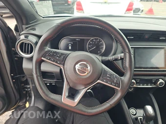 2020 Nissan Kicks SR – miniatura 10