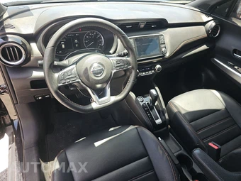 2020 Nissan Kicks SR – miniatura 11