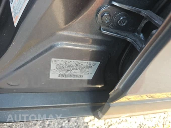 2020 Nissan Kicks SR – miniatura 14