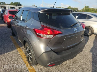 2020 Nissan Kicks SR – miniatura 6