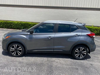 2020 Nissan Kicks SR - miniatura 10