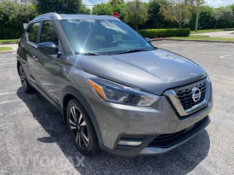 2020 Nissan Kicks SR - miniatura 4