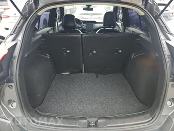 2020 Nissan Kicks SR – miniatura 16