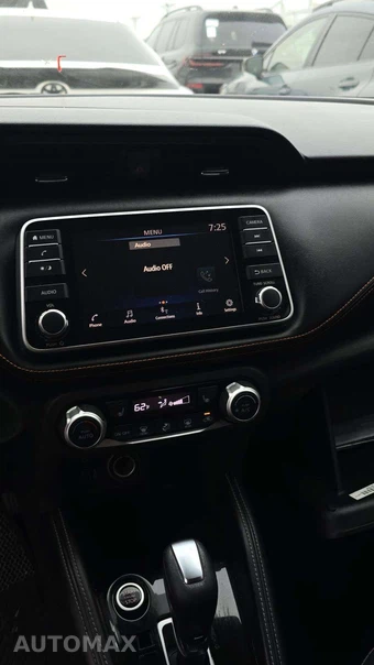 2020 Nissan Kicks SR – miniatura 17