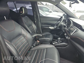 2020 Nissan Kicks SR – miniatura 8