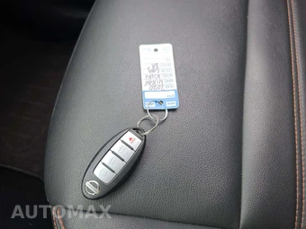 2020 Nissan Kicks SR - miniatura 8