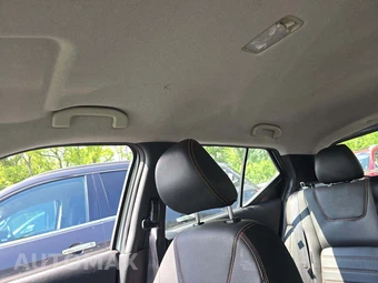 2020 Nissan Kicks SR - miniatura 11