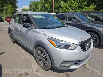 2020 Nissan Kicks SR - miniatura 4