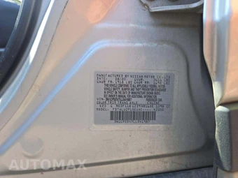 2020 Nissan Kicks SR - miniatura 5