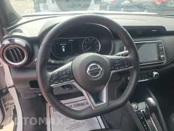 2020 Nissan Kicks SR – miniatura 10