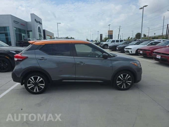 2020 Nissan Kicks SR - miniatura 4