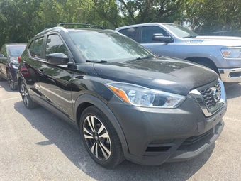 2020 Nissan Kicks SV – miniatura 3