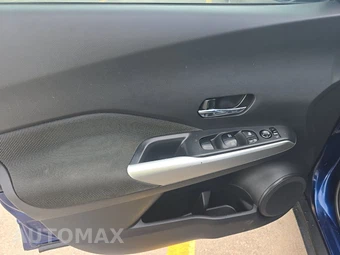 2020 Nissan Kicks SV – miniatura 9