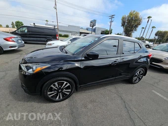 2020 Nissan Kicks SV