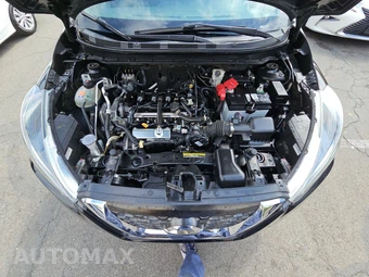 2020 Nissan Kicks SV - miniatura 15