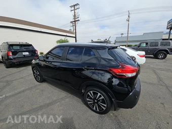 2020 Nissan Kicks SV - miniatura 6