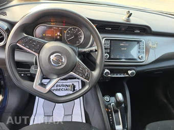 2020 Nissan Kicks SV - miniatura 11