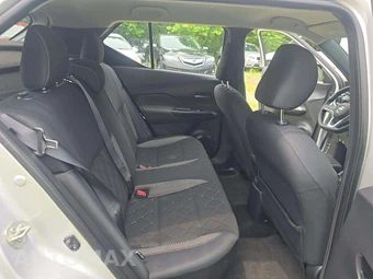 2020 Nissan Kicks SV – miniatura 13