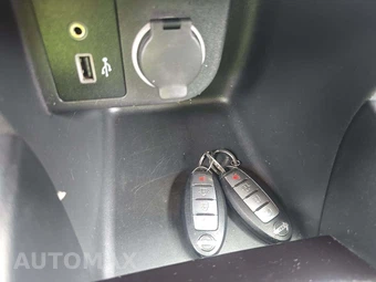 2020 Nissan Kicks SV – miniatura 5