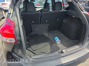 2020 Nissan Kicks SV - miniatura 16