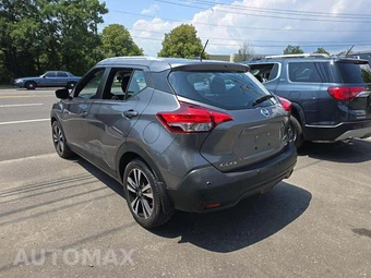 2020 Nissan Kicks SV – miniatura 2