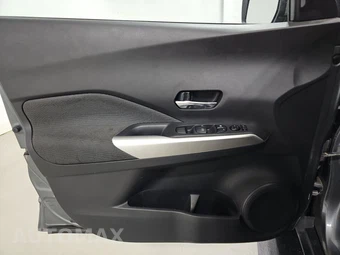 2020 Nissan Kicks SV – miniatura 9