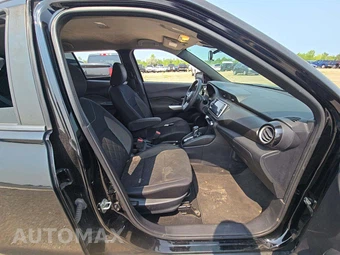 2020 Nissan Kicks SV - miniatura 18