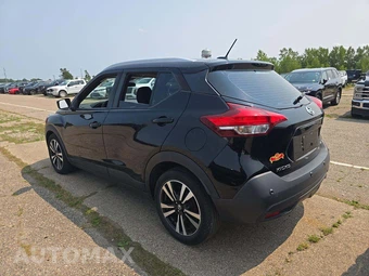 2020 Nissan Kicks SV - miniatura 2