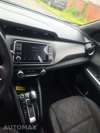 2020 Nissan Kicks SV – miniatura 10