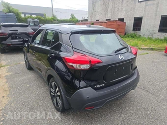 2020 Nissan Kicks SV – miniatura 2