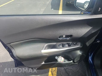 2020 Nissan Kicks SV – miniatura 9