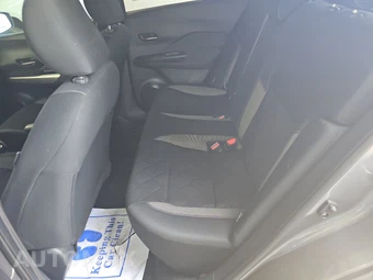 2020 Nissan Kicks SV – miniatura 13