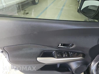 2020 Nissan Kicks SV – miniatura 9
