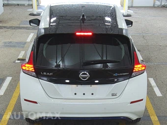 2020 Nissan LEAF SV PLUS - miniatura 5