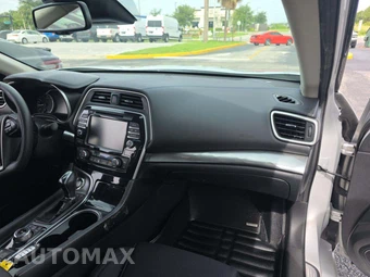 2020 Nissan Maxima S – miniatura 19