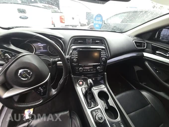 2020 Nissan Maxima SV – miniatura 11