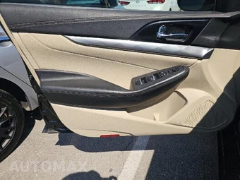 2020 Nissan Maxima SV - miniatura 14