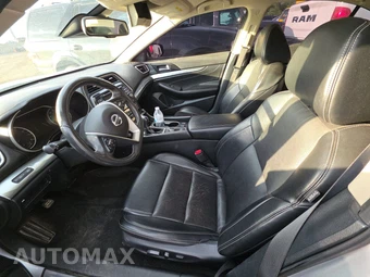 2020 Nissan Maxima SV - miniatura 7